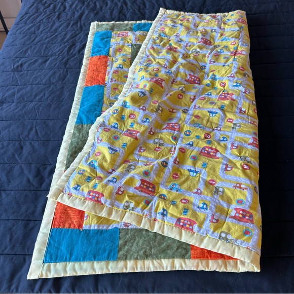 Vroom Vroom! Cars and Trucks Busy Street Handmade Baby Quilt On The Go
#0911242 - Picture 9 of 12